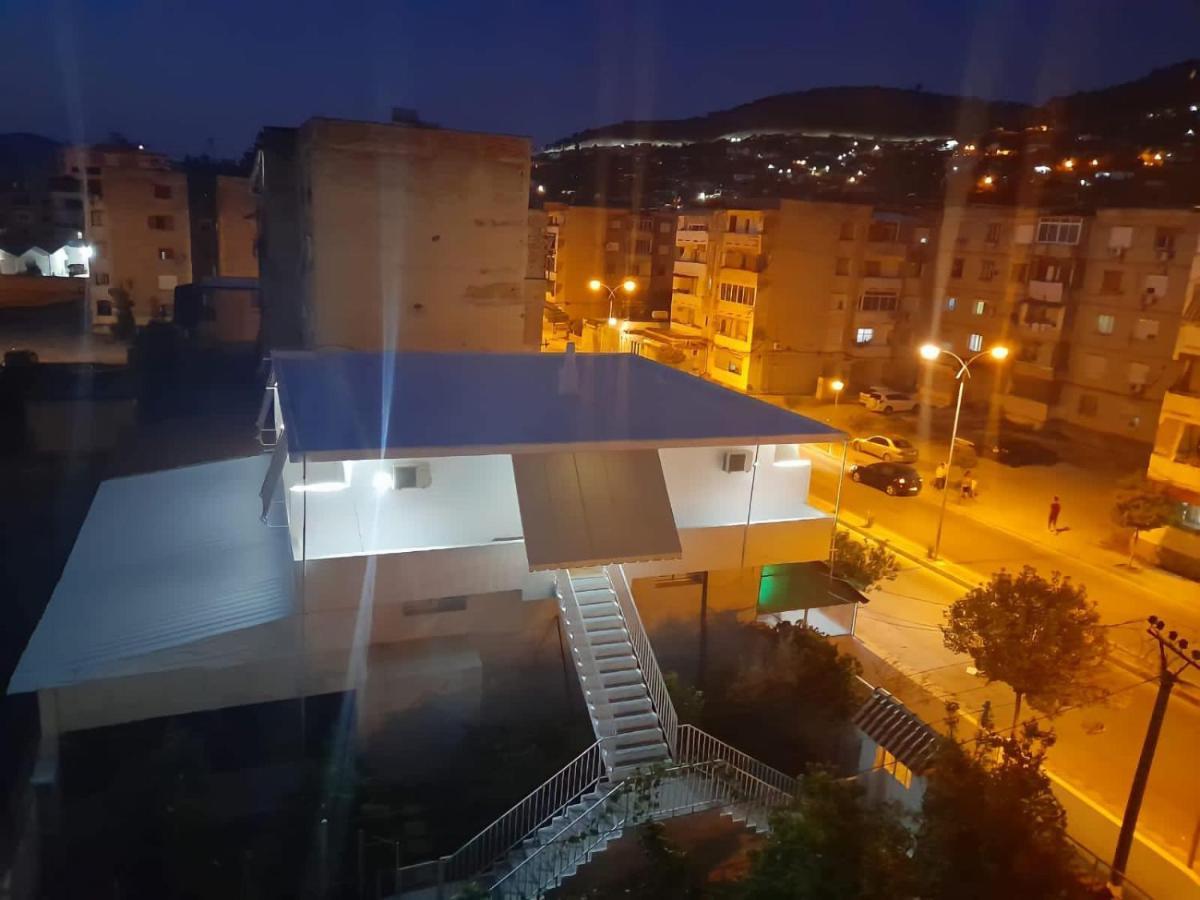 Villa Oasis Berat Exteriör bild