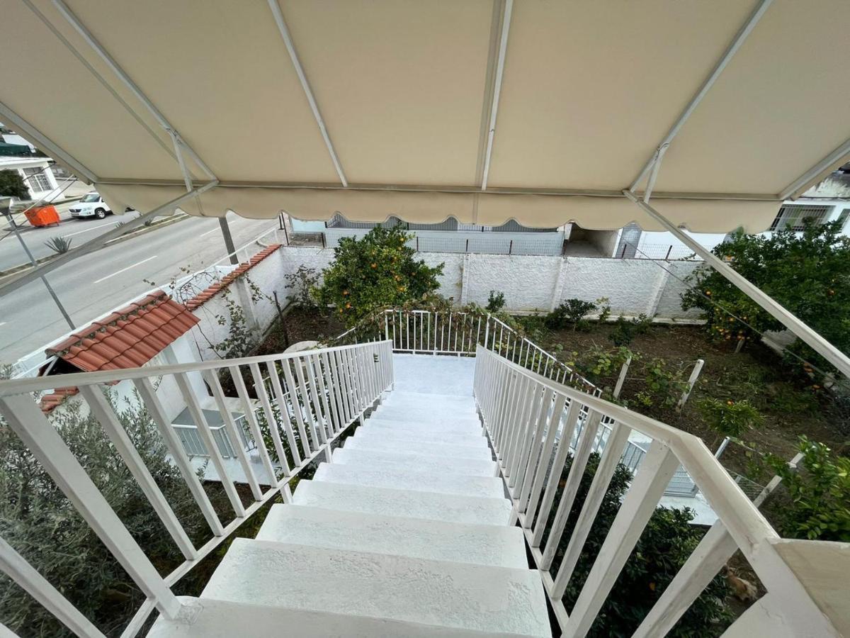 Villa Oasis Berat Exteriör bild