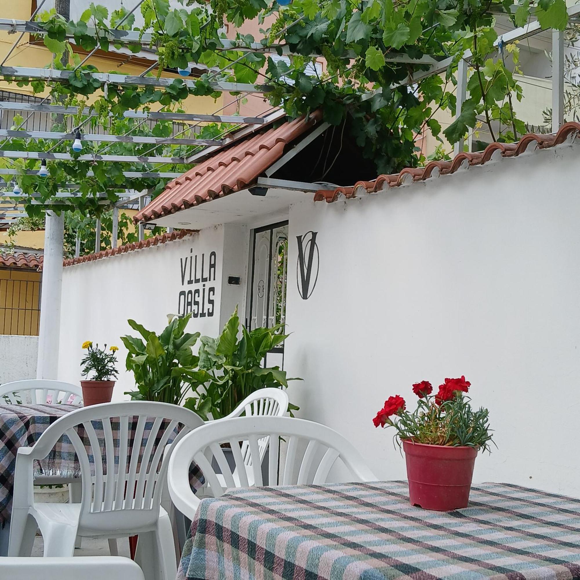 Villa Oasis Berat Exteriör bild